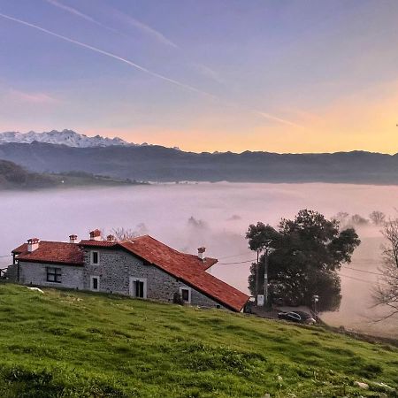 Apartamentos Picabel Onís Kültér fotó