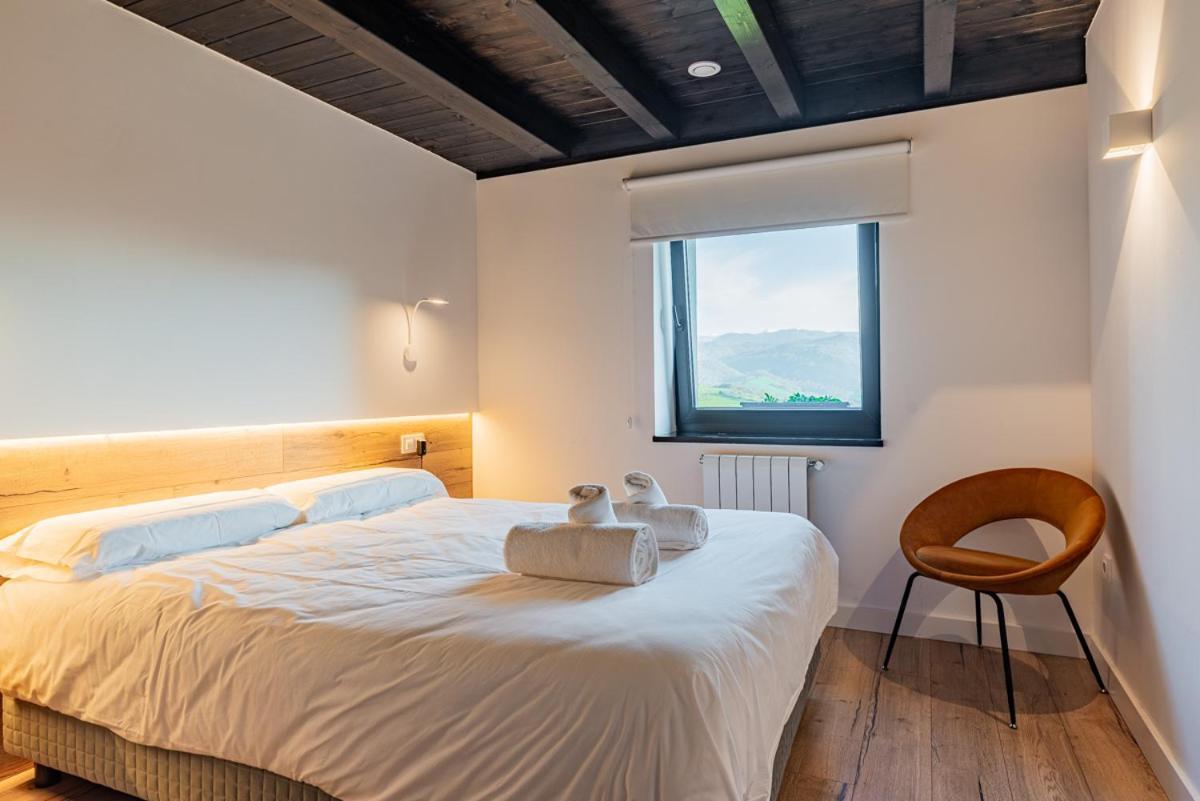 Apartamentos Picabel Onís Kültér fotó